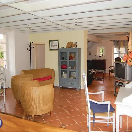 Five-bedroom Holiday In * Bourneau