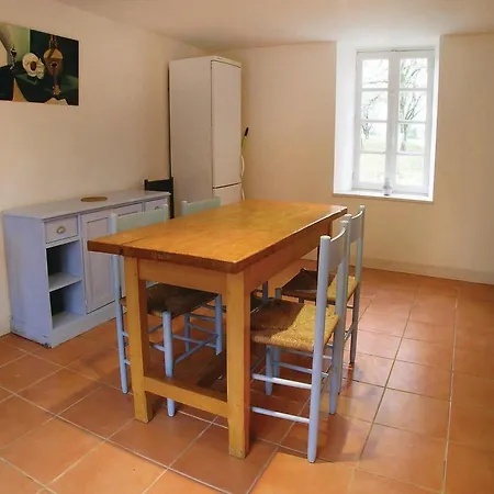 Five-bedroom Holiday In * Bourneau